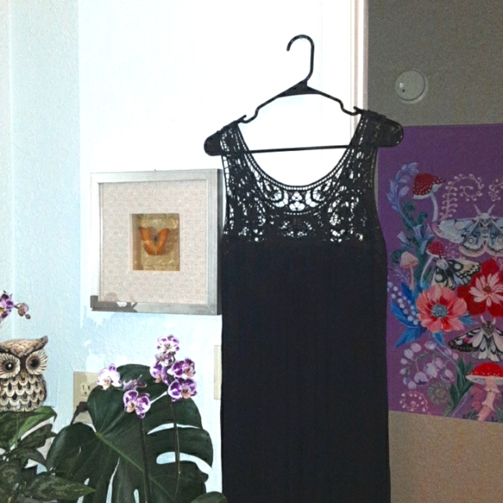 Bila dress size large NWT
